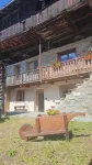 Joivy Modern Family Chalet with Stunning Mountain Views Hotel dekat Cervinia lift office