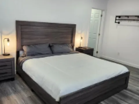 Auberge Le Cosy Amos Hotels in Amos