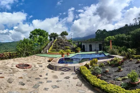 Casa Campestre Finca la Roca