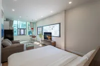 Home by CR Concept in Center City
