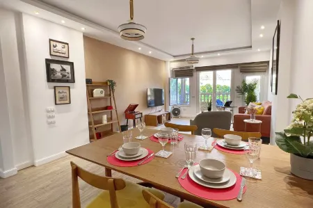 Spellbinding 2 BDR Apt At The Giza Pyramid's Doorstep