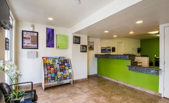 Studio 6 Cypress, CA