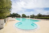White Sand Residence - Private Pools