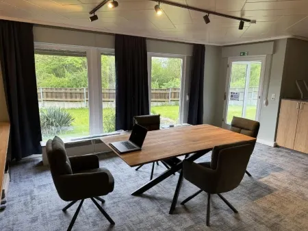 HubTime Отели в г. Зенде