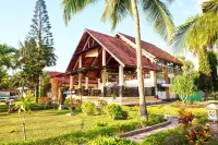 Aman Gati Hotel & Resort Lakey Peak Sumbawa Indonesia - Bintang 2