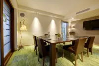 Le Côté Vert Hotels in Waterloo