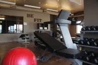 Teddy's Residential Suites Watford City - Gym