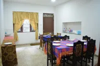Elkaduwa Bungalow Hotels in Matale