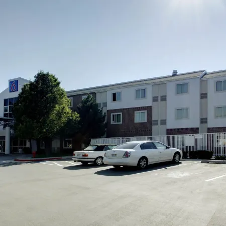 Motel 6 Lehi, UT – Thanksgiving Point