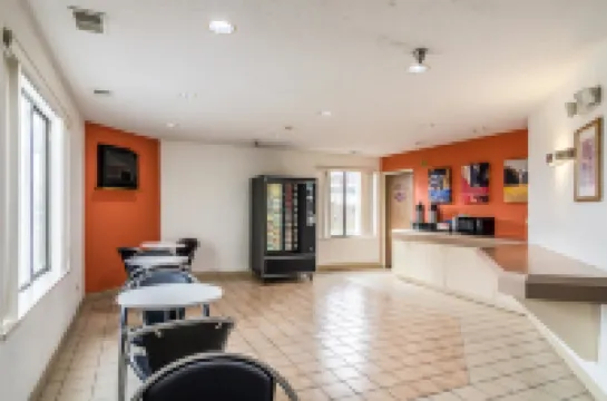 モーテル 6 ハーベイ イリノイ