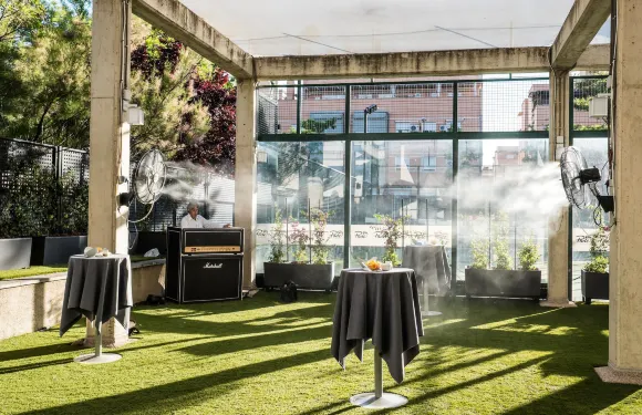 馬德里機場täCH酒店