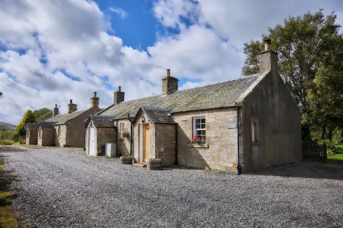 Mauldslie Hill Cottage - Homestays