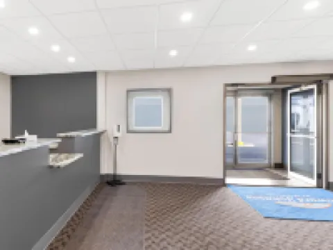 Howard Johnson by Wyndham Thunder Bay Hotels in Thunder Bay