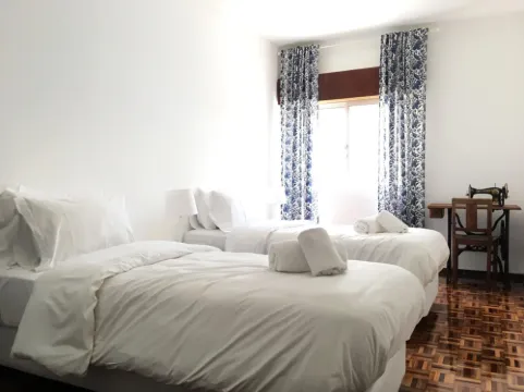 Lemon Tree Apartments