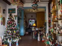 Kolory Guest House Các khách sạn gần Đền thờ Remuh