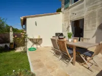 3-bedroom villa with private pool and AC Hotels in Tarascon
