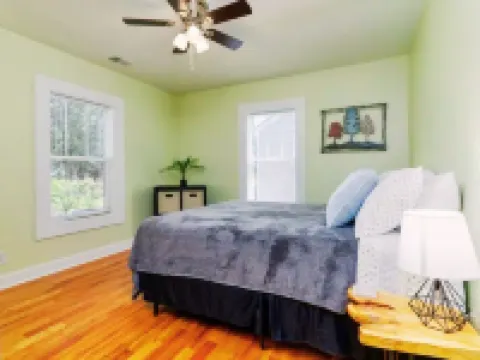 Peaceful Vibes near the riverwalk, USC & Ft Jack Hotels in Cayce