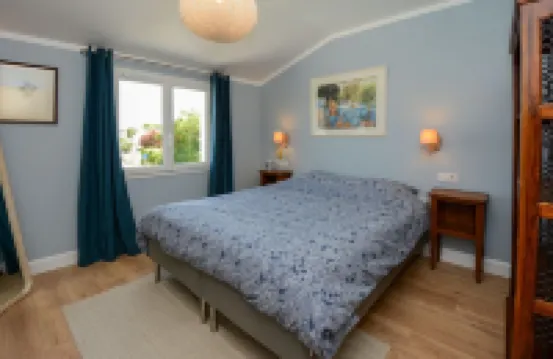 3-bedroom villa with private pool and AC