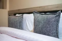 Siaya County Club Hotels in Bondo