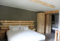 Chalet Margoni Hotels in Canazei