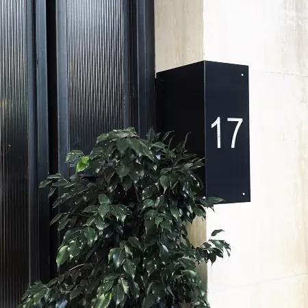 M17 Studios & Suites in the Heart of Athens Отели рядом с достопримечательностью «Станция метро Monastiraki»