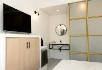 Oasis Tropical Hotel Các khách sạn ở 