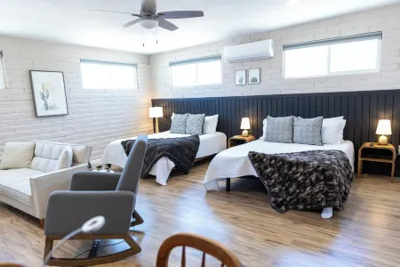 Nopal Apartment Sunset Views & Skyline Serenity