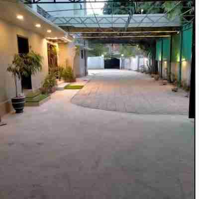 Hotel the Holiday Others