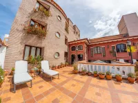 La Casona Hotel Boutique Hotels near Murillo Square
