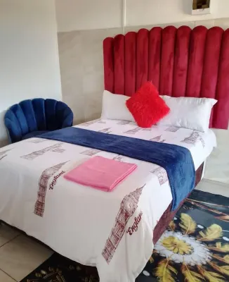 0688429688 Guesthouse in Mafikeng Hotels in Mafikeng