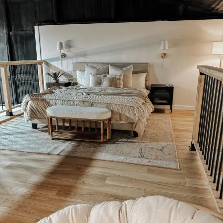 AirbnP: Luxury Pickleball Barndo, 5 mins to Choctaw, 15 mins to Lake Texoma