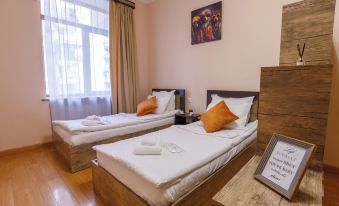 Stay Inn on Yekmalyan St