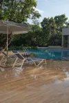 Gir Aatithya Clarks Inn - Pool