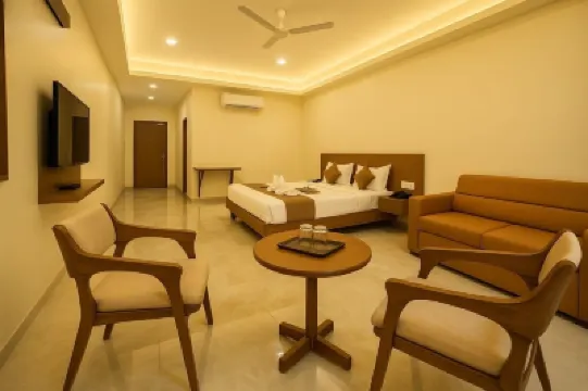 Stay Guru the Canyon Inn Hotels near Bhuj Airport