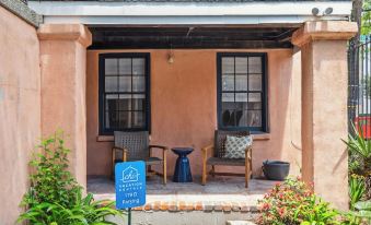 Revitalized Historical Southern Residence