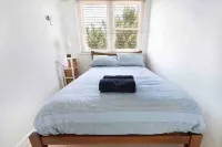 Enjoy beachside vibes at beautiful Henley Beach! Hotels in Henley Beach