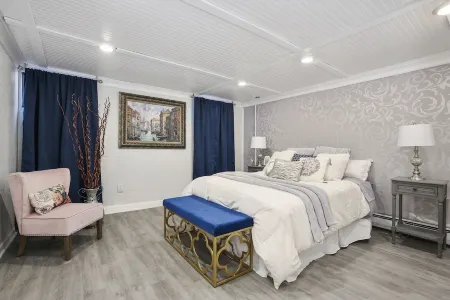 Stylish DU Apt. - Business Traveler - Sleeps 4 Отели рядом с достопримечательностью «Денверский университет»