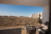 Blue Paradise,a ray of Sunshine Between sea & Pool