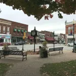 Private Downtown Apt, King Bed, Jet Bath, Fireplace, Grill, near Indiana Dunes