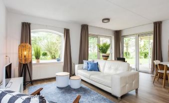 Apartment by the Sea, Pet-Friendly Retreat