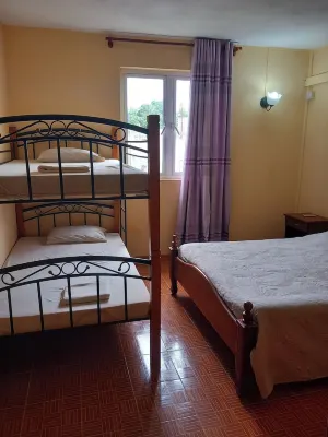 First-floor apartment for 8 people