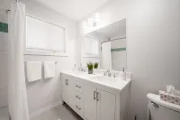 Completely Renovated Home in Parry Sound,with Full Kitchen, Laundry & Gazebo!