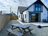Seacliff Located Just 200m From the Popular Broad Haven Beach, Pembrokeshire