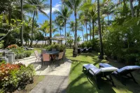 Beachfront Luxury Villa: Amazing Sunsets! Hotels near Casa Fabiana