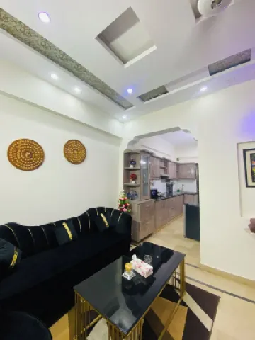 Spacious 3-Bedroom Apartment with Lounge, Kitchen, Free Wi-Fi, Parking & More! Hotels in 