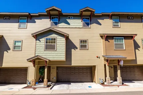 Luxurious AC Home Near Heart of Downtown, NAU, Snowbowl, Historic Route 66