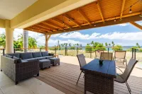 Famous Tres Palmas Casita on 413 Gorgeous Ocean Views, walk to Steps Beach