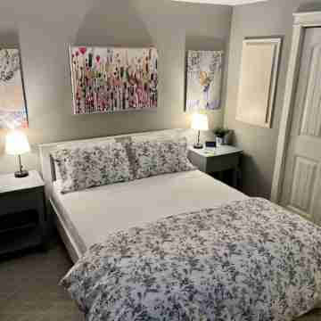 Bright 2 bdrm, 13 minutes from Silver Star/Golf/Lakes Rooms