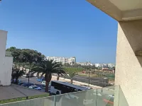Apartment Ideally Located Near the Royal Palace فنادق في 