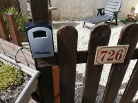 The cottage of the red house Hotels in Anctoville